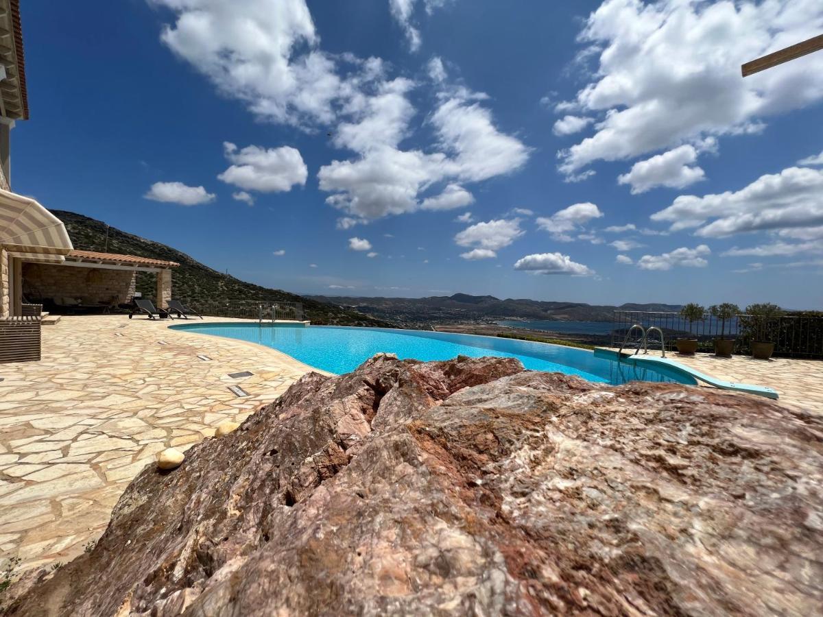 Endless Blue Villa